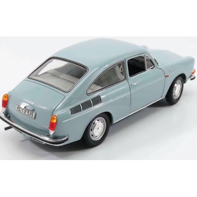 Minichamps VW 1600 TL 1970 1:18 Lichtblauw